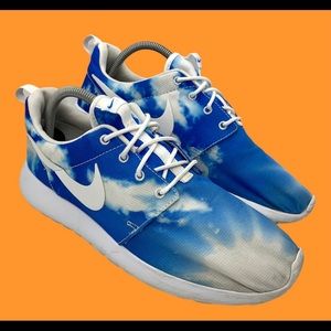 nike cloud shoes